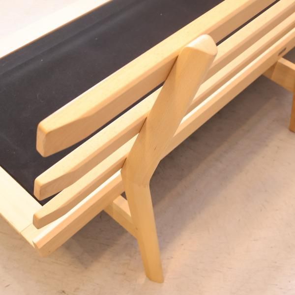 karimoku(カリモク家具)よりWG3003V559 2.5人掛けソファです karimoku(カリモク家具)よりWG3003V559 2.5人掛けソファです