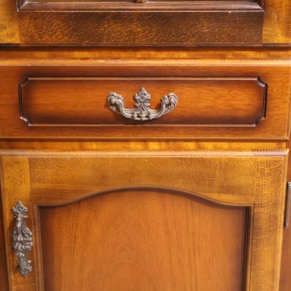 Karimoku(カリモク)の人気シリーズCOLONIAL(コロニアル)の食器棚 Karimoku(カリモク)の人気シリーズCOLONIAL(コロニアル)の食器棚