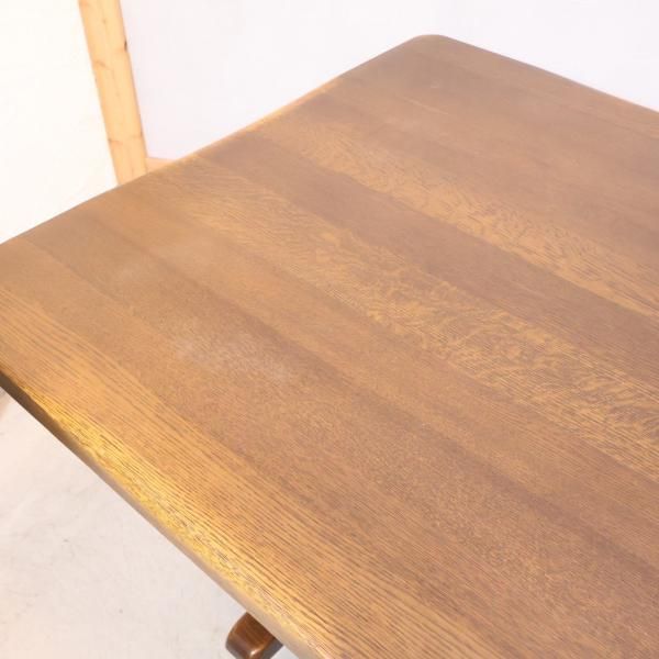 飛騨の家具メーカーKASHIWA(柏木工)のナラ無垢材を使用した 飛騨の家具メーカーKASHIWA(柏木工)のナラ無垢材を使用した