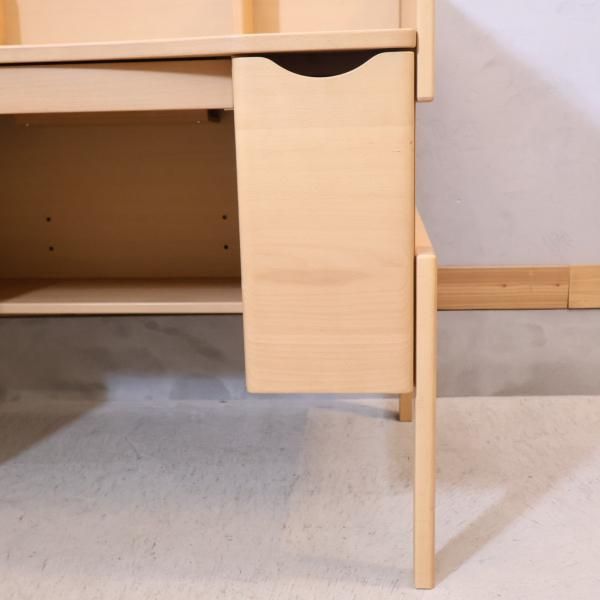 karimoku(カリモク)とBenesse(ベネッセ)のコラボ商品 学び成長 karimoku(カリモク)とBenesse(ベネッセ)のコラボ商品 学び成長