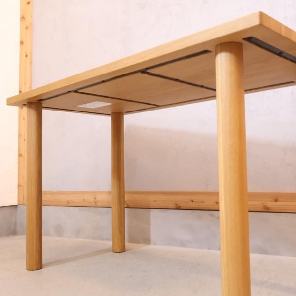 無印良品(MUJI)の人気のオーク材 ダイニングテーブル!!120cmの 無印良品(MUJI)の人気のオーク材 ダイニングテーブル!!120cmの