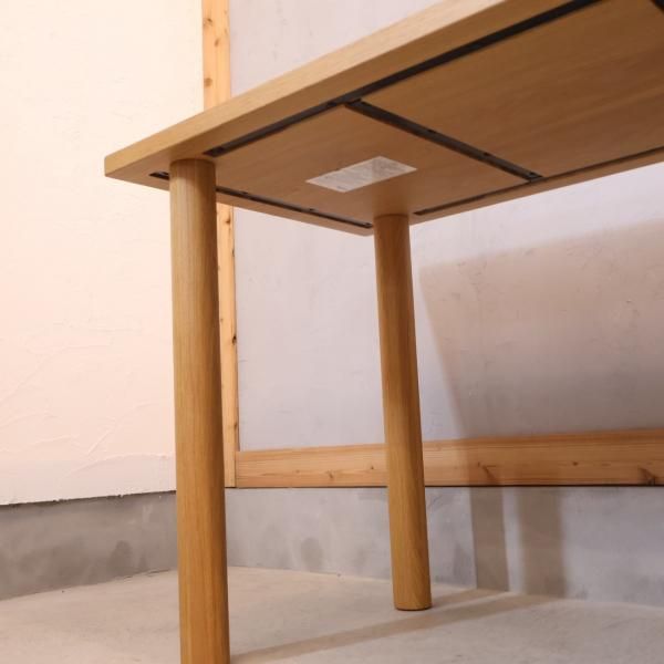 無印良品(MUJI)の人気のオーク材 ダイニングテーブル!!120cmの 無印良品(MUJI)の人気のオーク材 ダイニングテーブル!!120cmの