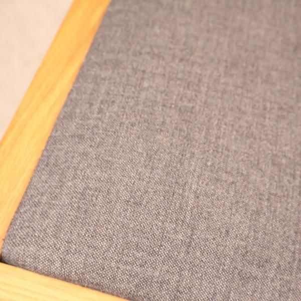 人気の無印良品(MUJI)のオーク材を使用したダイニングチェア2脚 人気の無印良品(MUJI)のオーク材を使用したダイニングチェア2脚