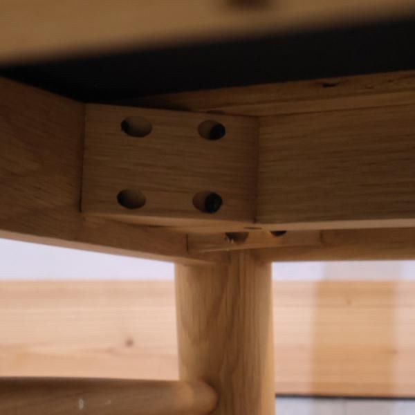 人気の無印良品(MUJI)のオーク材を使用したリビングダイニング背 人気の無印良品(MUJI)のオーク材を使用したリビングダイニング背