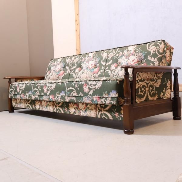 Karimoku(カリモク家具)のCOLONIAL(コロニアル)シリーズ