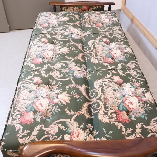 Karimoku(カリモク家具)のCOLONIAL(コロニアル)シリーズ