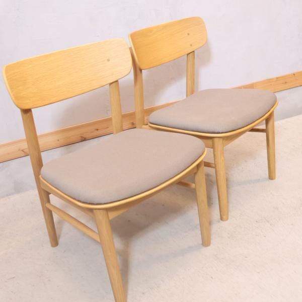 人気の無印良品(MUJI)のオーク無垢材を使用したリビング 人気の無印良品(MUJI)のオーク無垢材を使用したリビング