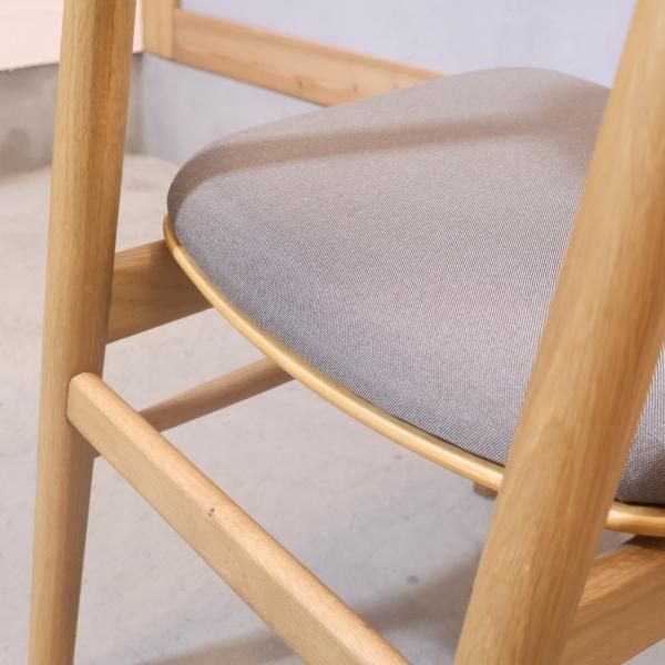 人気の無印良品(MUJI)のオーク無垢材を使用したリビング 人気の無印良品(MUJI)のオーク無垢材を使用したリビング