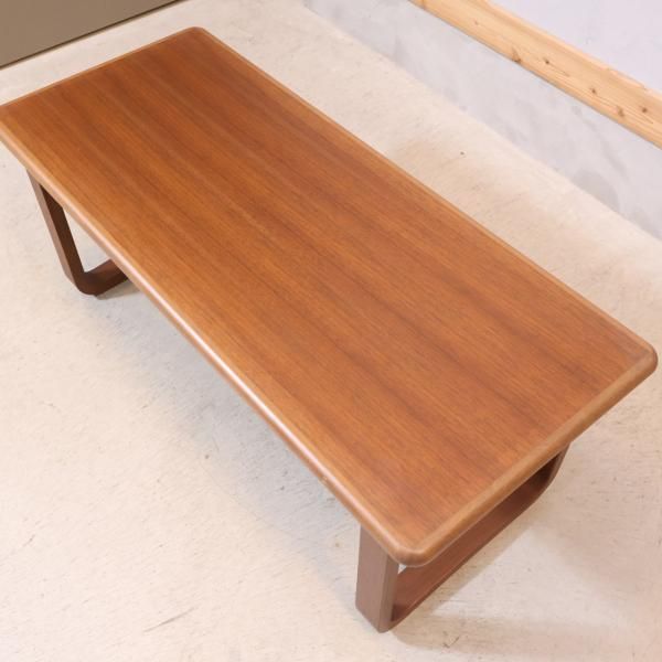 FUJI FURNITURE(冨士ファニチア)より天然木の自然な質感が魅力の