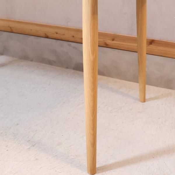 無印良品(MUJI)で人気のオーク無垢材 ダイニングテーブル・丸脚 無印良品(MUJI)で人気のオーク無垢材 ダイニングテーブル・丸脚