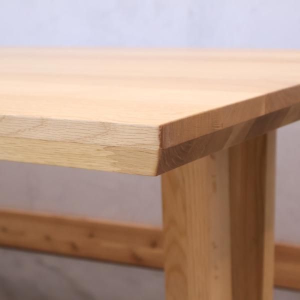 karimoku(カリモク家具)のオーク材を使用したダイニングテーブル karimoku(カリモク家具)のオーク材を使用したダイニングテーブル