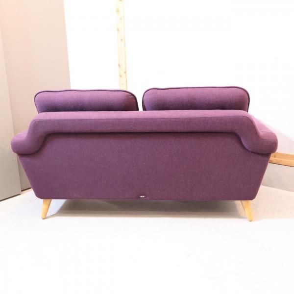展示品◇ADAL(アダル)社のバックス 2人掛けソファです。丸みを帯びた 