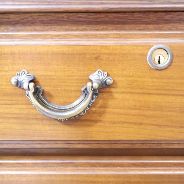 Karimoku(カリモク家具)の人気シリーズCOLONIAL(コロニアル)の両 Karimoku(カリモク家具)の人気シリーズCOLONIAL(コロニアル)の両