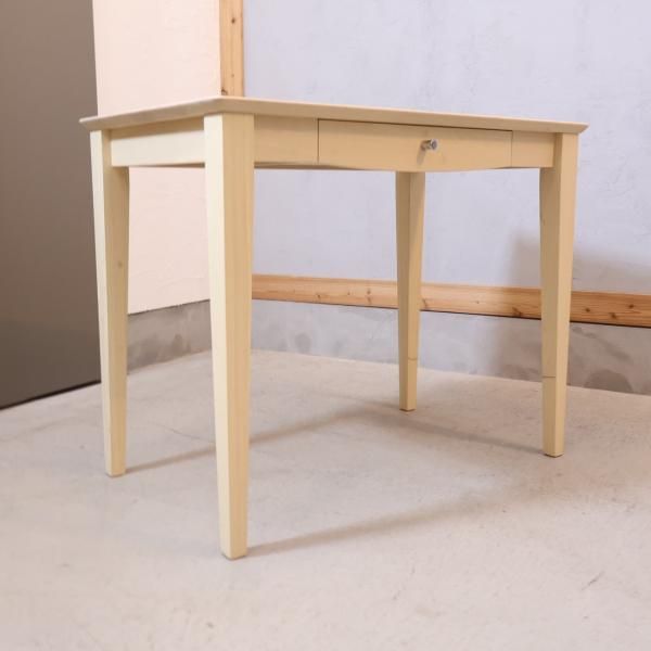 桜屋工業/CHERRY(チェリー)SD-622 デスクです。ホワイトカラーの 桜屋工業/CHERRY(チェリー)SD-622 デスクです。ホワイトカラーの