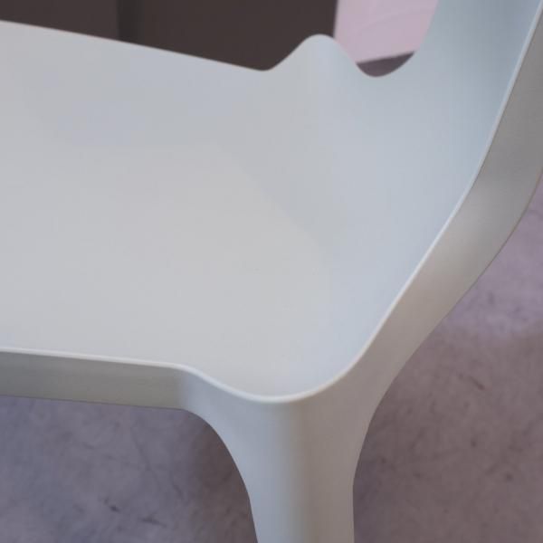 イタリアのブランドKARTELL(カルテル)のAntonio Citterio イタリアのブランドKARTELL(カルテル)のAntonio Citterio