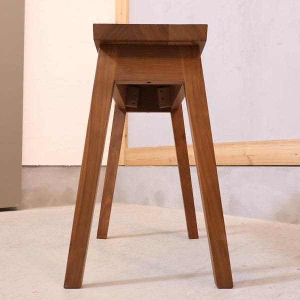 karimoku(カリモク家具)のXT0346ME スツールです karimoku(カリモク家具)のXT0346ME スツールです