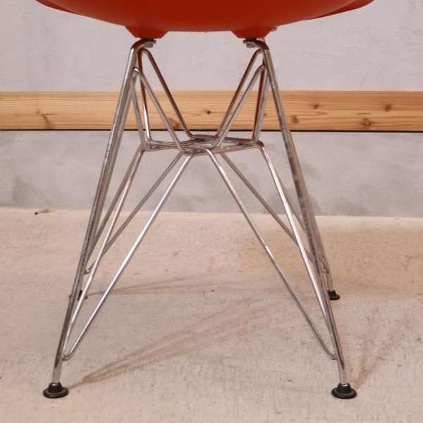 Hermanmiller(ハーマンミラー)社のイームズ ワイヤーベース Hermanmiller(ハーマンミラー)社のイームズ ワイヤーベース