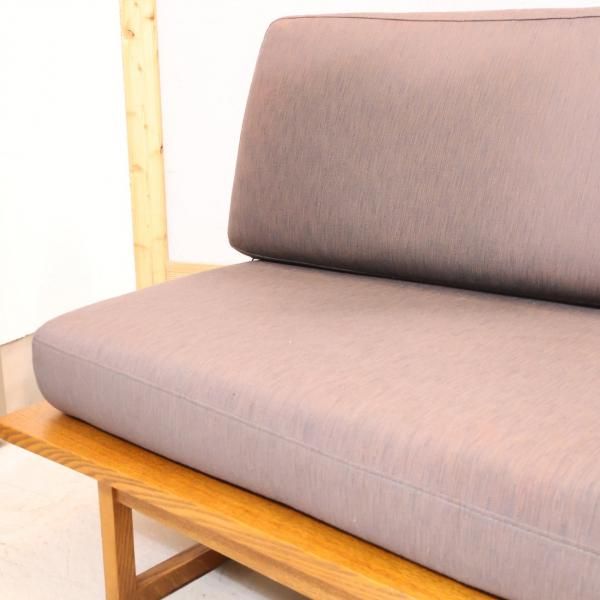 飛騨の家具メーカーKASHIWA(柏木工)のオーク材を使用した2人掛け 飛騨の家具メーカーKASHIWA(柏木工)のオーク材を使用した2人掛け