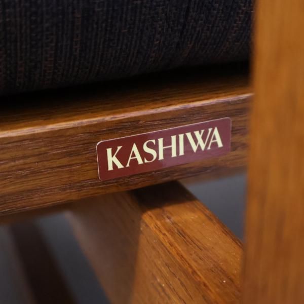 飛騨の家具メーカーKASHIWA(柏木工)のオーク材を使用した2人掛け 飛騨の家具メーカーKASHIWA(柏木工)のオーク材を使用した2人掛け