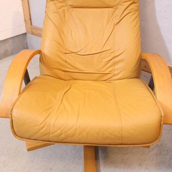 北欧デンマークのメーカーKEBE(ケベ)社の本革を使用した 北欧デンマークのメーカーKEBE(ケベ)社の本革を使用した