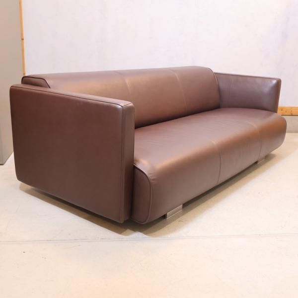 IDC OTSUKA(大塚家具)取り扱いのドイツのメーカーROLF BENZ IDC OTSUKA(大塚家具)取り扱いのドイツのメーカーROLF BENZ