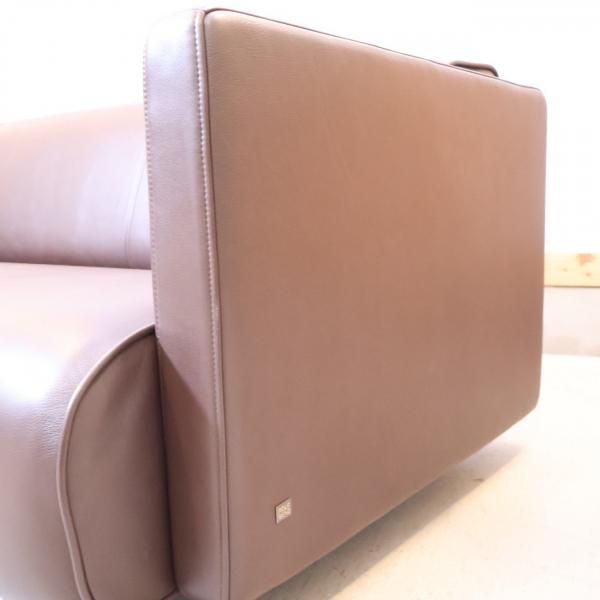 IDC OTSUKA(大塚家具)取り扱いのドイツのメーカーROLF BENZ IDC OTSUKA(大塚家具)取り扱いのドイツのメーカーROLF BENZ