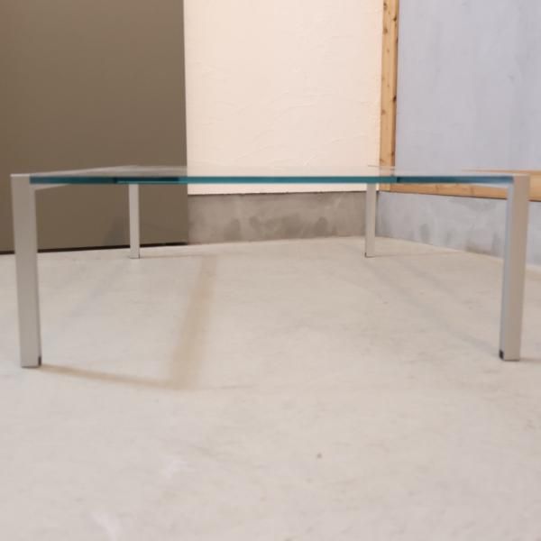Cassina ixc. (カッシーナ・イクスシー)取り扱いteam by wellis Cassina ixc. (カッシーナ・イクスシー)取り扱いteam by wellis