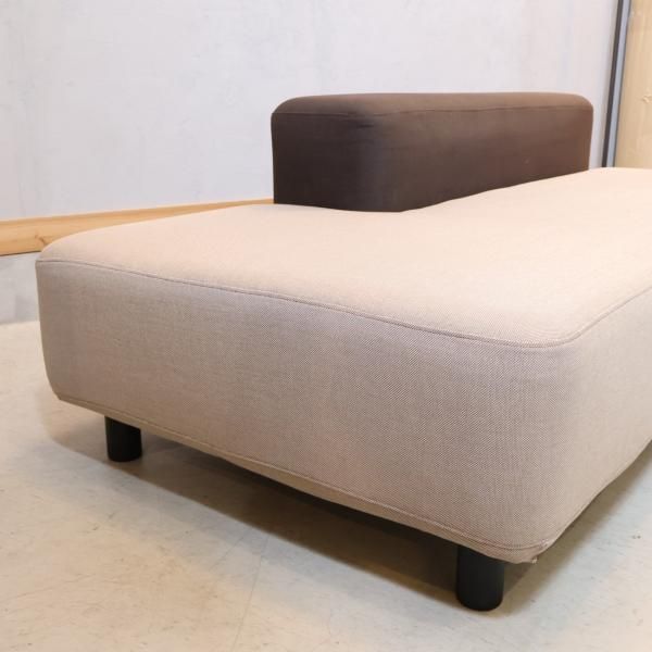人気の無印良品(MUJI)のソファベンチです。高さを抑えた圧迫感を 人気の無印良品(MUJI)のソファベンチです。高さを抑えた圧迫感を