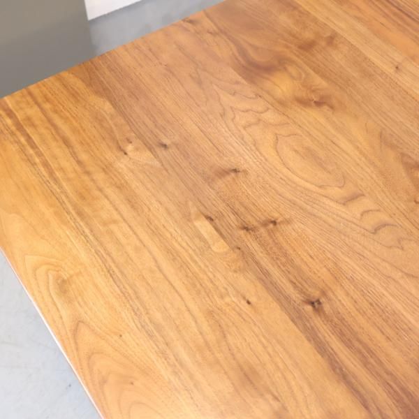 無印良品(MUJI)のウォールナット無垢材 引出し付ダイニング 無印良品(MUJI)のウォールナット無垢材 引出し付ダイニング