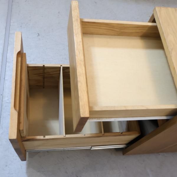 人気のMUJI(無印良品)のオーク材パーソナルデスク&ワゴン 人気のMUJI(無印良品)のオーク材パーソナルデスク&ワゴン