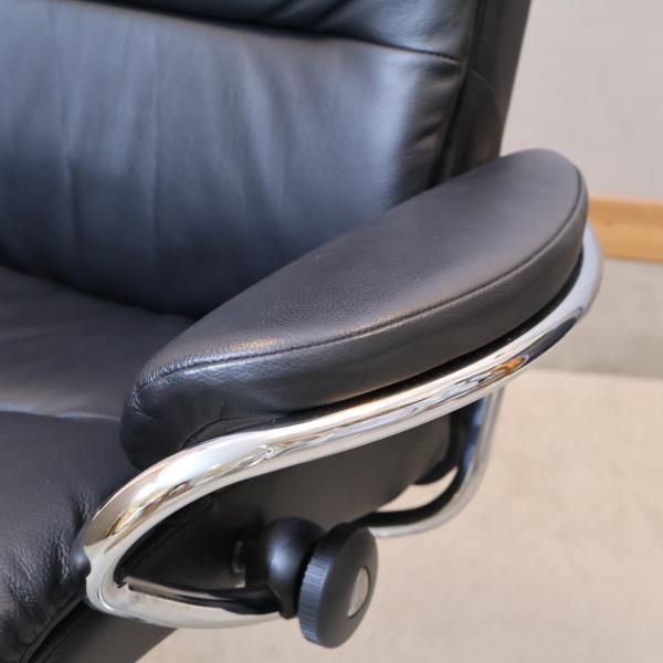 展示品◇北欧ノルウェーのメーカーEKORNES(エコーネス)社の 展示品◇北欧ノルウェーのメーカーEKORNES(エコーネス)社の