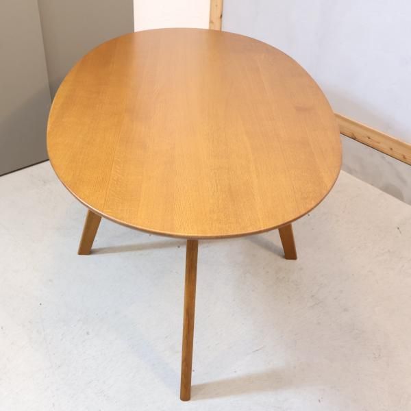 飛騨の家具メーカーKASHIWA(柏木工)のオーク材を使用したN 飛騨の家具メーカーKASHIWA(柏木工)のオーク材を使用したN