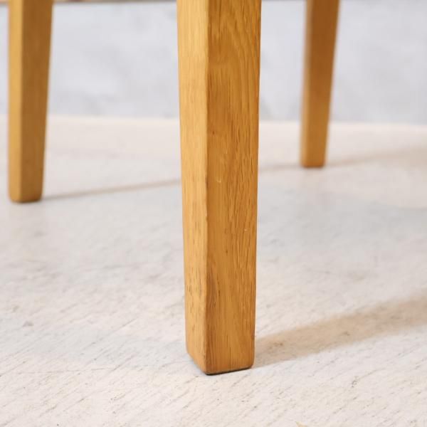 m*e様 美品　イバタインテリア　「フォルム」 オーク材ダイニングチェア 　サイ 飛騨高山 ibata interior(イバタインテリア)のオーク材 ダイニング