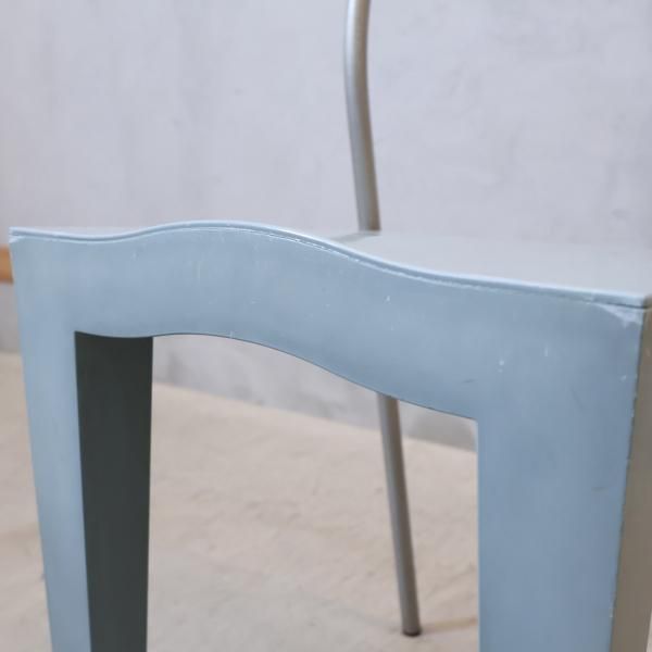 イタリアのデザイナーズ家具ブランドKARTELL(カルテル)のDr.Glob イタリアのデザイナーズ家具ブランドKARTELL(カルテル)のDr.Glob