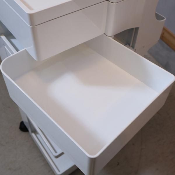 イタリアのメーカーB-LINE(ビーライン)よりJoe Colombo(ジョエ