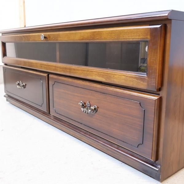 karimoku(カリモク家具)の人気シリーズCOLONIAL(コロニアル)のTV karimoku(カリモク家具)の人気シリーズCOLONIAL(コロニアル)のTV