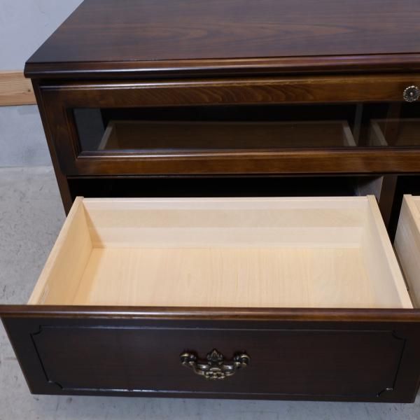 karimoku(カリモク家具)の人気シリーズCOLONIAL(コロニアル)のTV karimoku(カリモク家具)の人気シリーズCOLONIAL(コロニアル)のTV