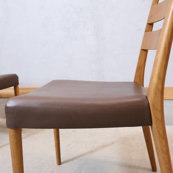 karimoku(カリモク家具)のCT6155 オーク材 ダイニングチェアー2 karimoku(カリモク家具)のCT6155 オーク材 ダイニングチェアー2