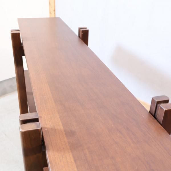 大塚家具　アーチ シェルフ ロータイプ IDC OTSUKA(大塚家具)の奥山清行デザイン アーチシェルフです
