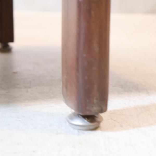 IDC OTSUKA(大塚家具)の奥山清行デザイン アーチシェルフです。芸術性