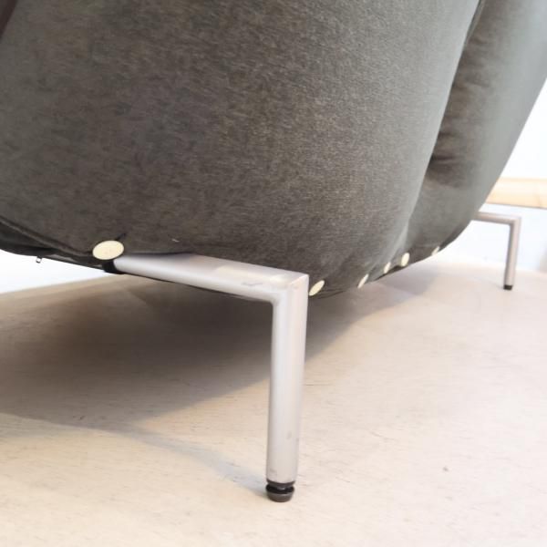 フランスのligne roset(リーンロゼ)のパスカル・ムールグ フランスのligne roset(リーンロゼ)のパスカル・ムールグ