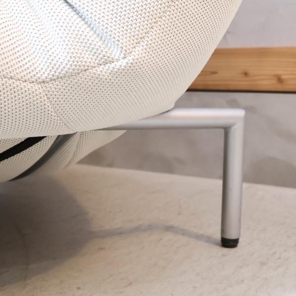 フランスのligne roset(リーンロゼ)のパスカル・ムールグ フランスのligne roset(リーンロゼ)のパスカル・ムールグ