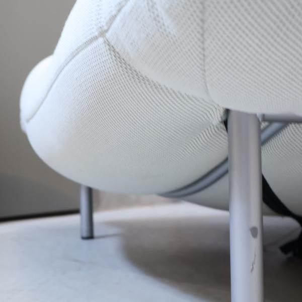 フランスのligne roset(リーンロゼ)のパスカル・ムールグ フランスのligne roset(リーンロゼ)のパスカル・ムールグ