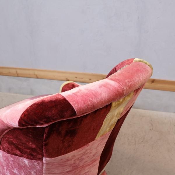 イギリスHALO(ハロ)のANNE CHAIR(アンチェア)。製品ごとに色や形 イギリスHALO(ハロ)のANNE CHAIR(アンチェア)。製品ごとに色や形