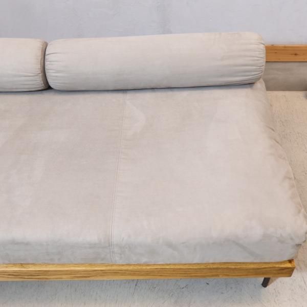 a.depeche(アデペシュ)のfath day sofa(ファス デイ ソファ)です a.depeche(アデペシュ)のfath day sofa(ファス デイ ソファ)です