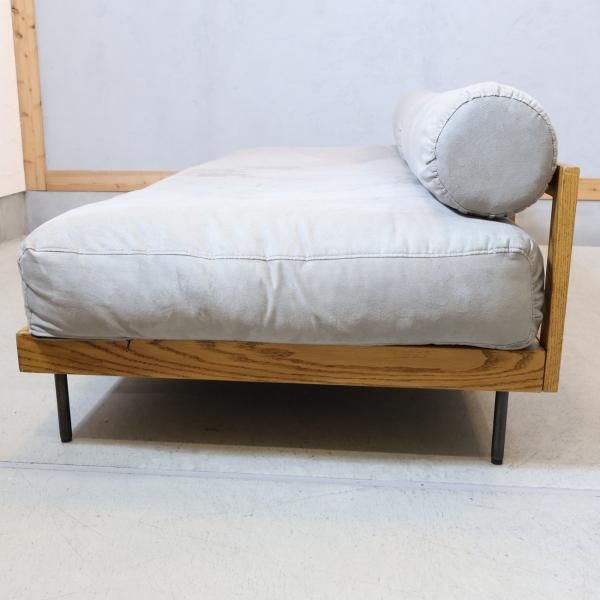 a.depeche(アデペシュ)のfath day sofa(ファス デイ ソファ)です a.depeche(アデペシュ)のfath day sofa(ファス デイ ソファ)です