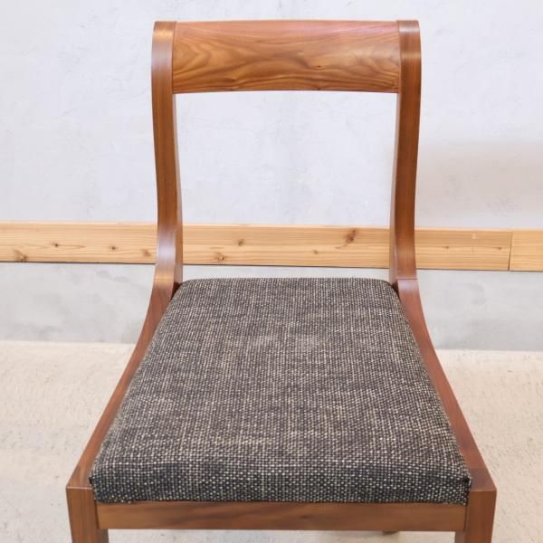 collabore(コラボレ)のCH-02 ダイニングチェア 2脚セットです。優美な