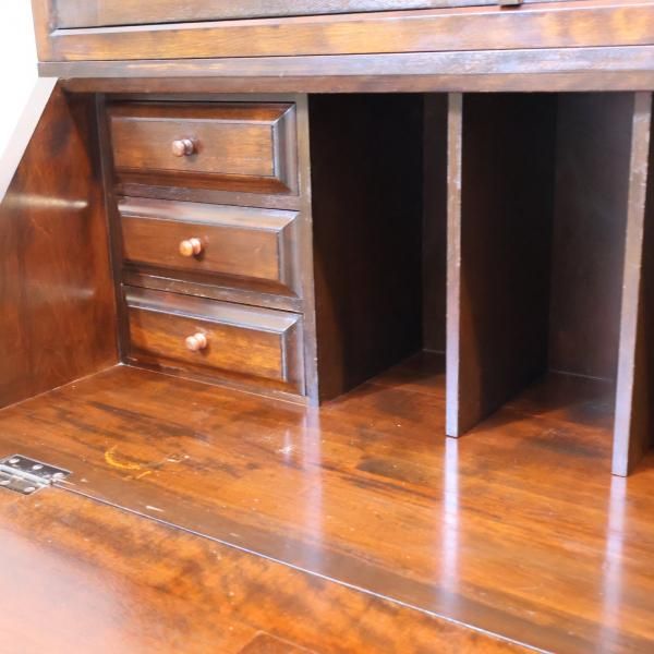 松本民芸家具のミズメザクラ無垢材を使用した重H型ボールフット