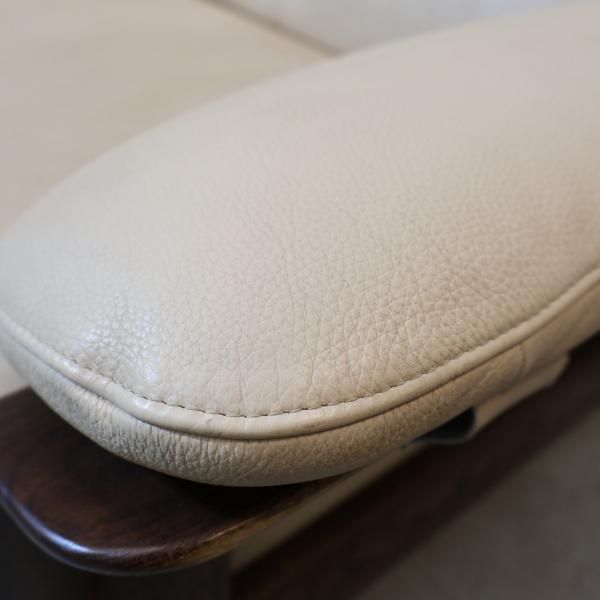karimoku(カリモク家具)のdirettore(ディレトーレ)シリーズの本 karimoku(カリモク家具)のdirettore(ディレトーレ)シリーズの本