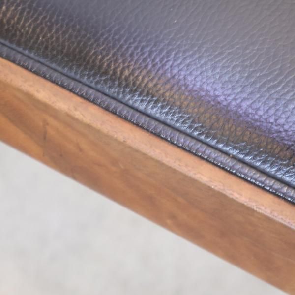 TIME&STYLE(タイムアンドスタイル)のVISION ウォールナット材×本